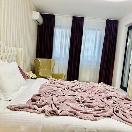 Sky Garden Panoramic View Apartment Bucharest Exterior photo
