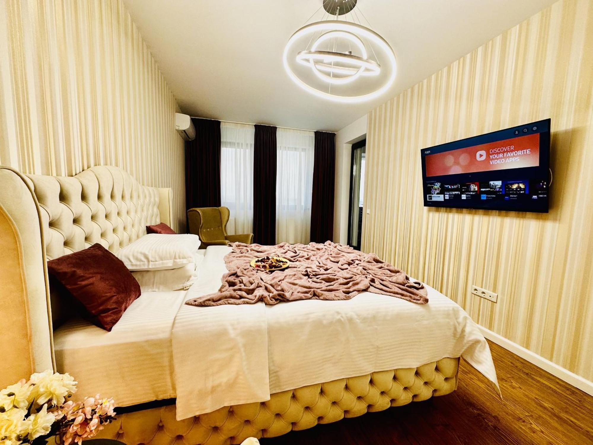 Sky Garden Panoramic View Apartment Bucharest Exterior photo