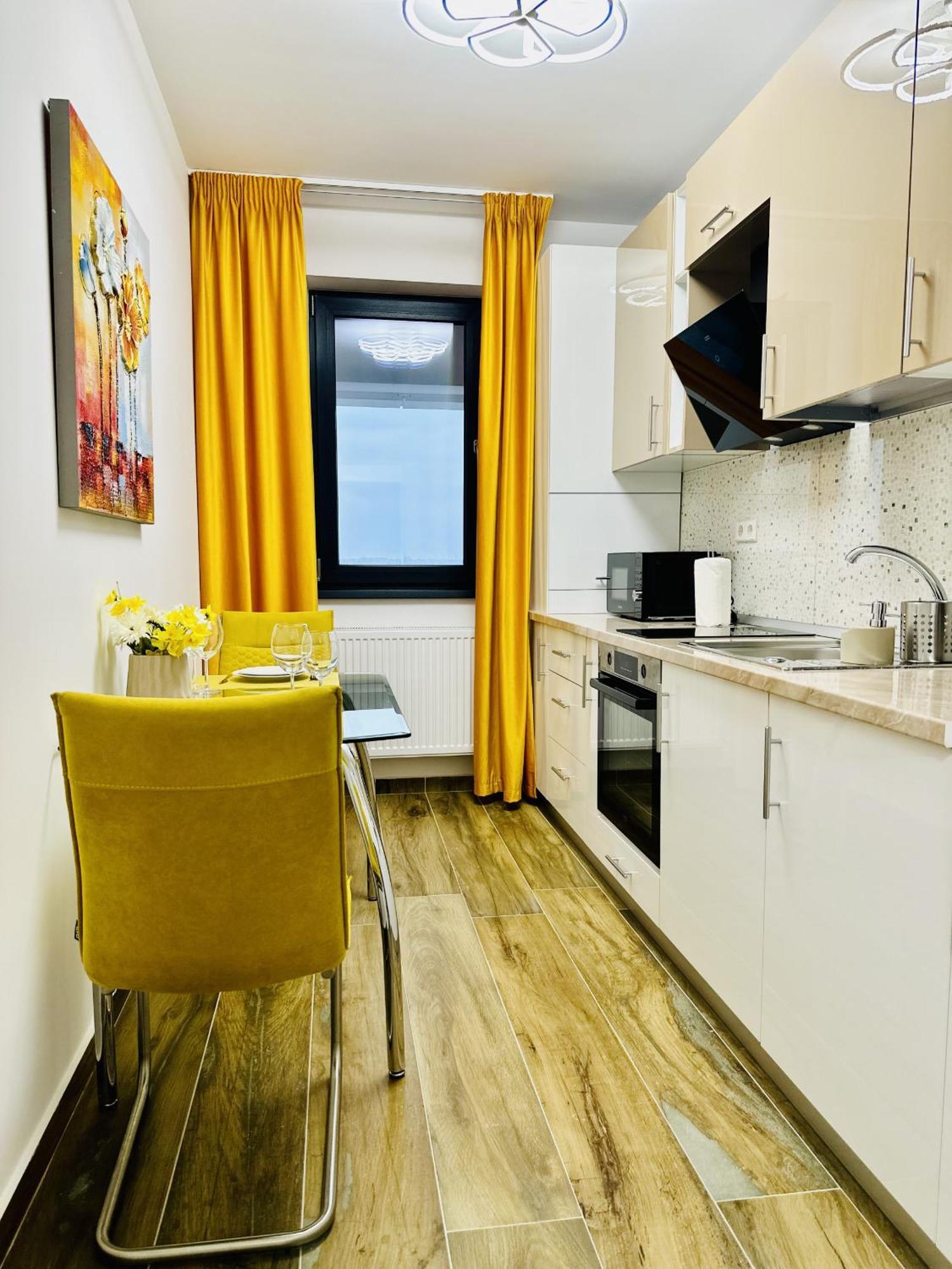 Sky Garden Panoramic View Apartment Bucharest Exterior photo